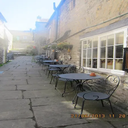 Richard III - Pub With Rooms Middleham